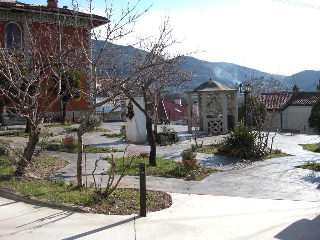 Agriturismo Allo Scoglio - Azienda Agricola Trieste Exterior photo