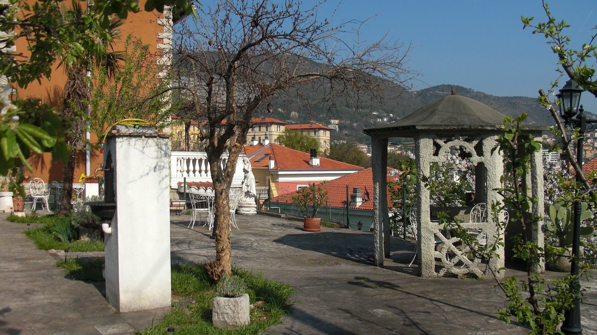 Agriturismo Allo Scoglio - Azienda Agricola Trieste Exterior photo